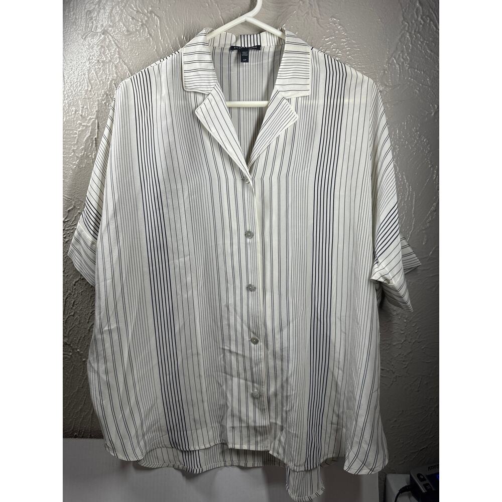Eileen Fisher Varied Striped Silk Camp Shirt‎ Short Sleeve Button Top Size Small